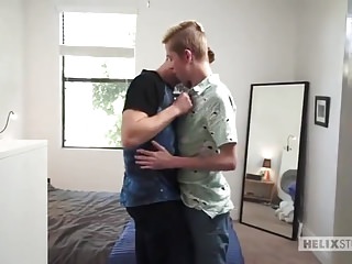 2 Cute Twinks Fuck