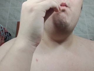 Russian Gay Teen Sucking And Eating Popsicle Made Of His Own Cum